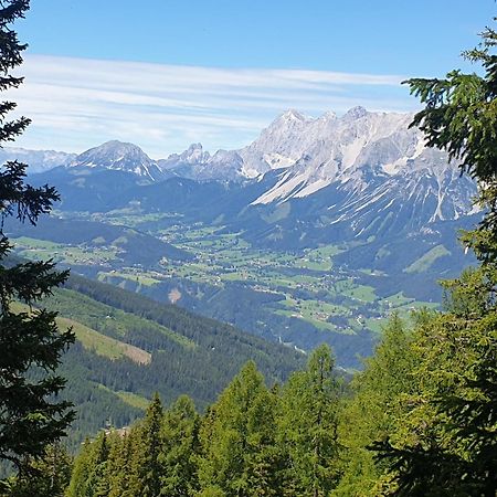 Bergfuehrerhaus Bed & Breakfast Ramsau am Dachstein Exterior photo