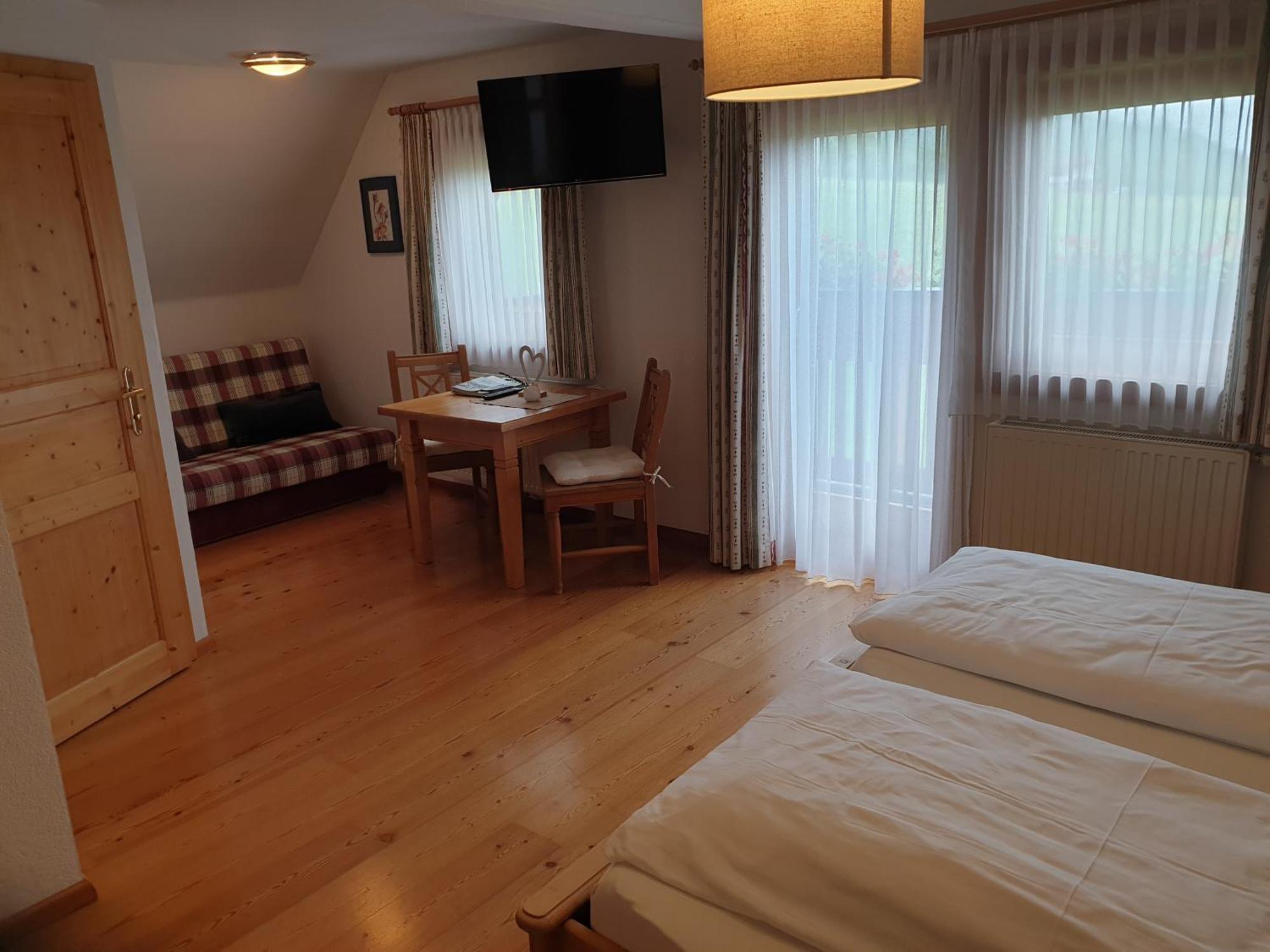 Bergfuehrerhaus Bed & Breakfast Ramsau am Dachstein Exterior photo
